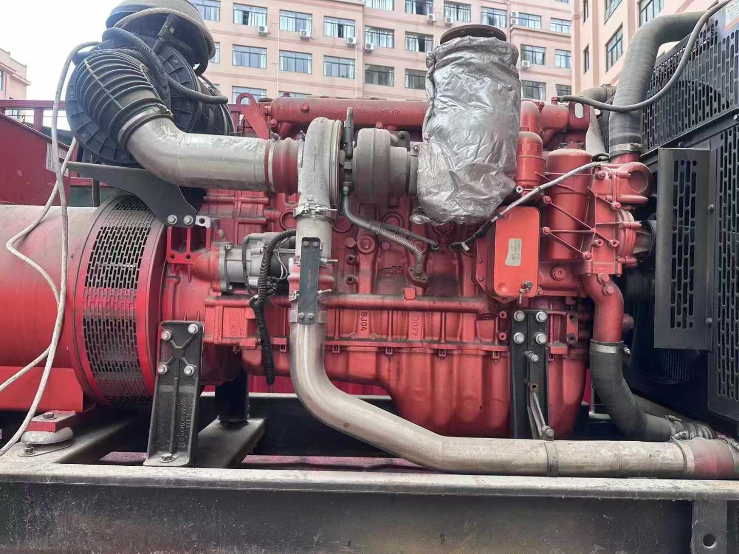 孟连如何选择适合 600kW 柴油发电机组的过载保护器？